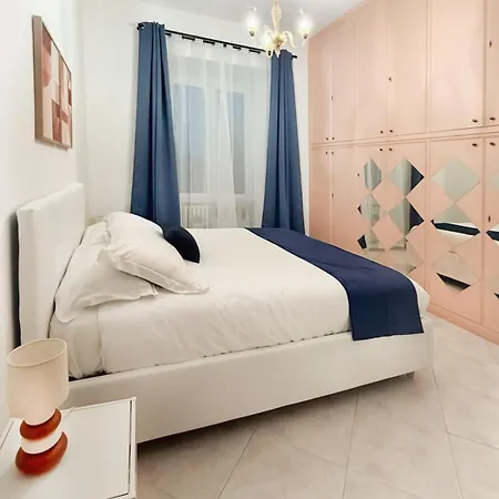 Domus Chiara Al Colosseo Appartement *