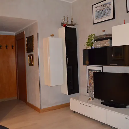 Domus Chiara Al Colosseo *