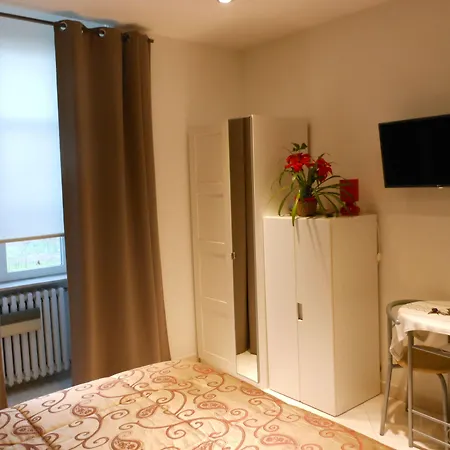 Domus Chiara Al Colosseo