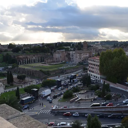 Appartement Domus Chiara Al Colosseo Rome