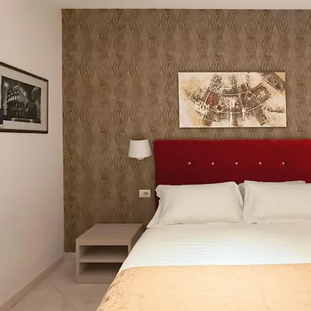 Apartamento Domus Chiara Al Colosseo Roma