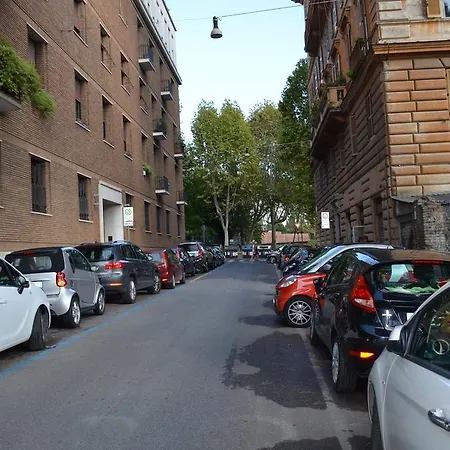 Domus Chiara Al Colosseo Lejlighed Rom