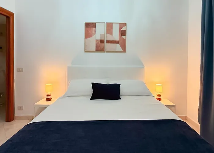 Domus Chiara Al Colosseo *