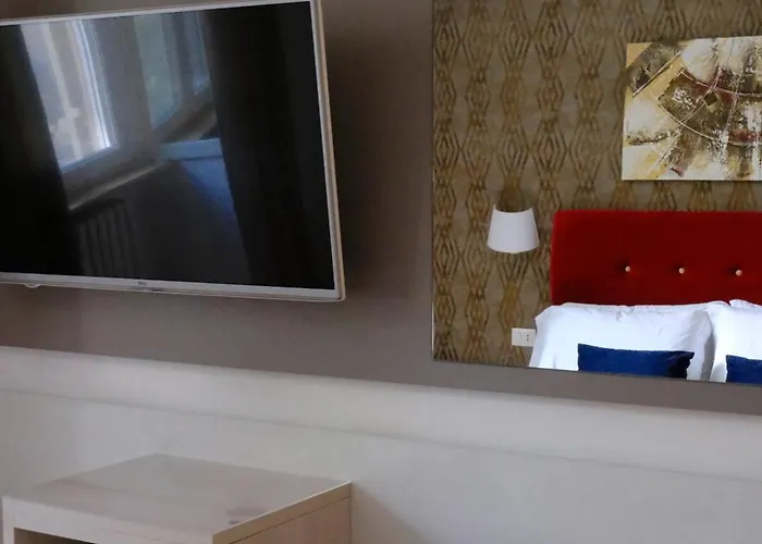 Domus Chiara Al Colosseo *