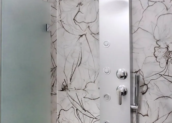 Domus Chiara Al Colosseo * Ρώμη