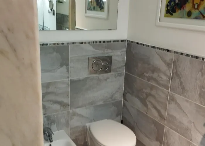 Διαμέρισμα Domus Chiara Al Colosseo Ρώμη