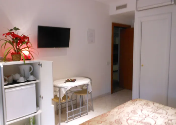 Domus Chiara Al Colosseo Διαμέρισμα