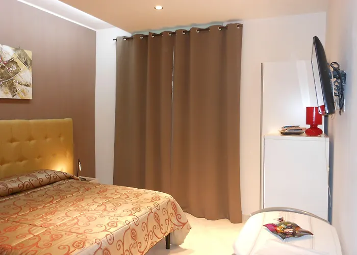 Διαμέρισμα Domus Chiara Al Colosseo *