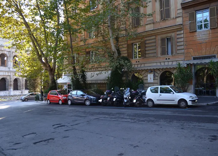 Domus Chiara Al Colosseo Διαμέρισμα