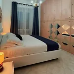 Domus Chiara Al Colosseo Apartamento Roma