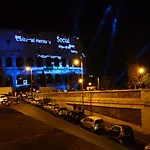 Domus Chiara Al Colosseo Roma