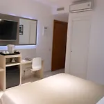Apartamento Domus Chiara Al Colosseo *